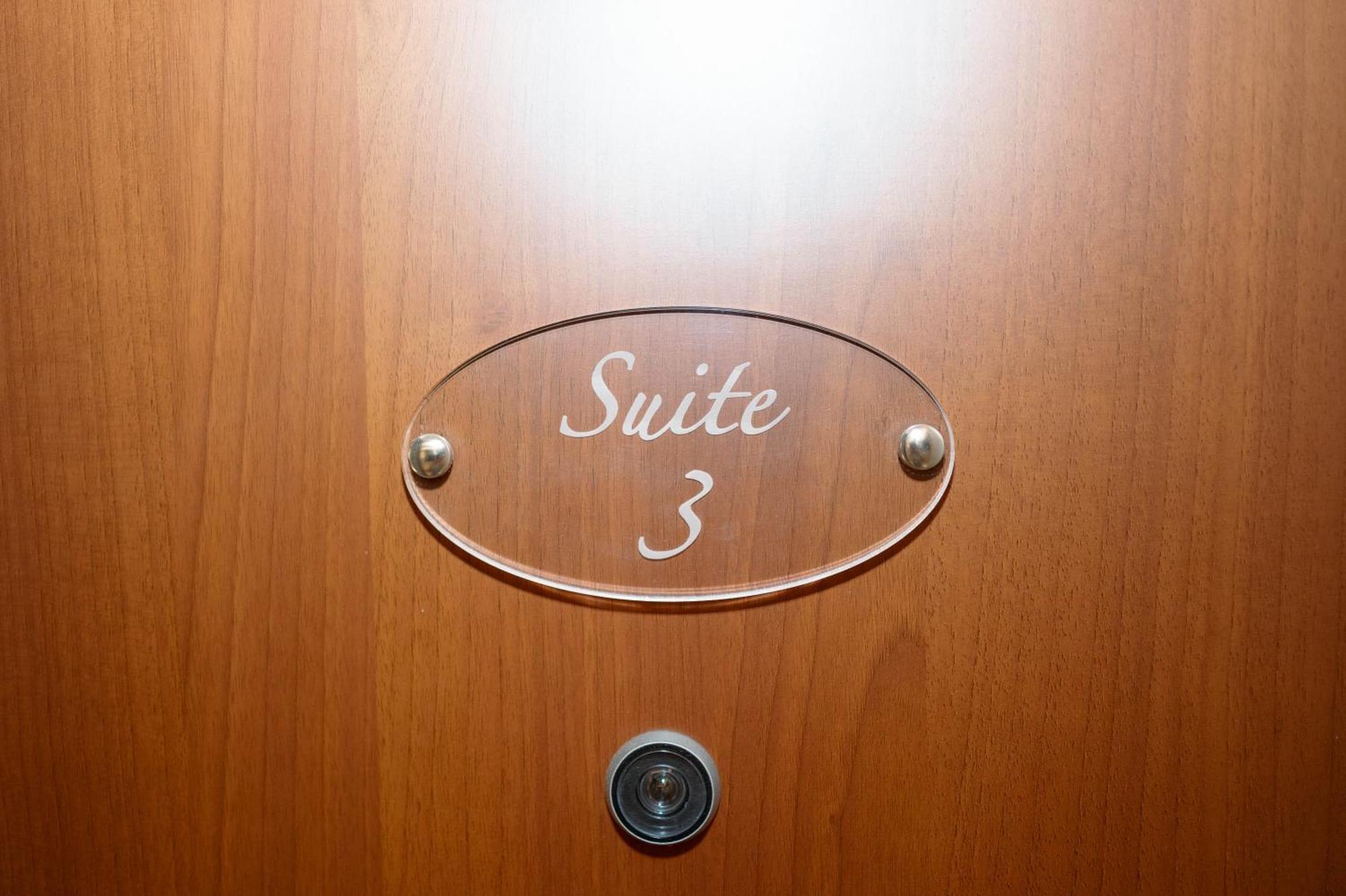 Romano'S Luxury Stay B&B Bari Cameră foto